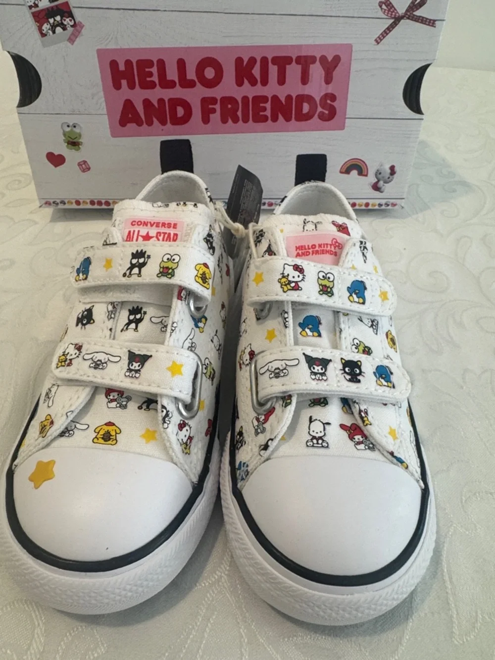 Kids Converse X Hello Kitty and Friends. Size 10